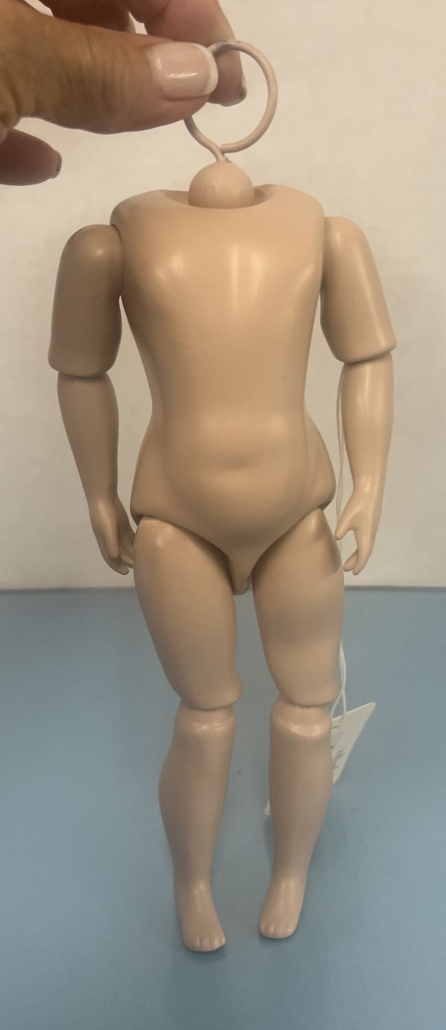 8" New Composition French Body MC031175
