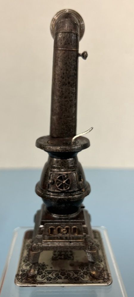 Antique Looking Pot Belly Stove mc834