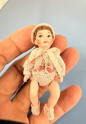 Baby with Crocheted Outfit in Pink mc04131