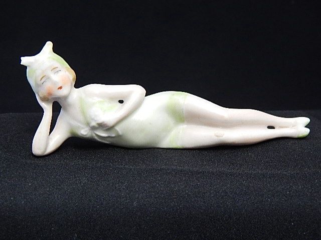 Bathing Beauty rr5604