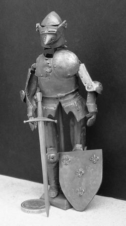 Armour on Stand Mediaeval tk037