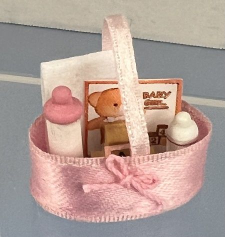 Baby Basket ch22385