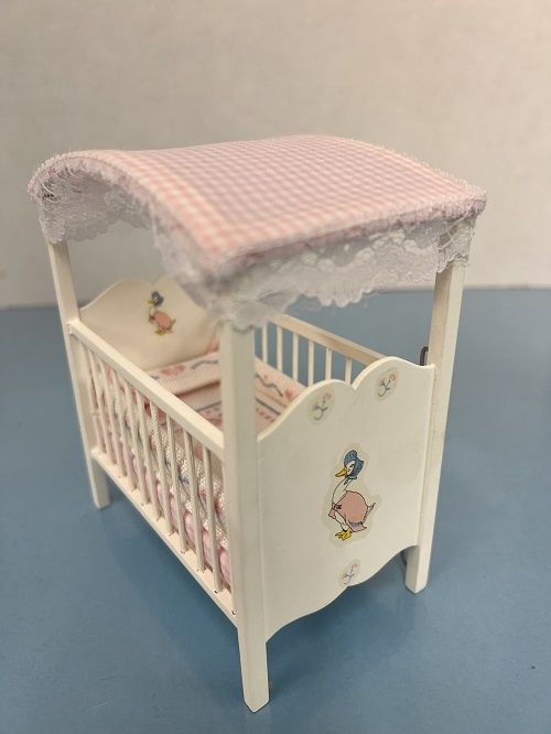 Beatrice Potter Baby Crib MC01273
