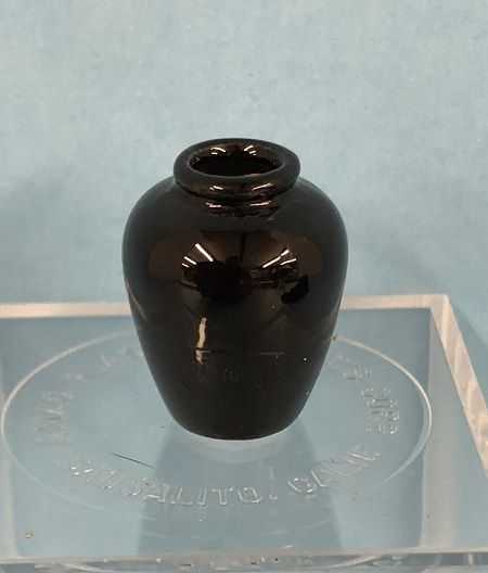 Black Glazed Jar 81618i