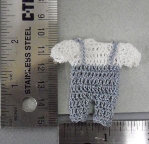 Boy's Crocheted White &amp; Blue Jumper Lajuana10
