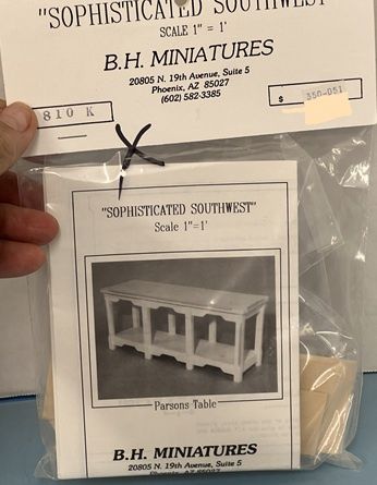 BH Miniatures "Sophisticated Southwest" Parsons Table Kit BH810K