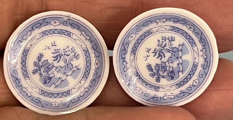 Blue and White Plate cn0284e