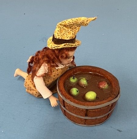 Bobbing for Apples Girl ala707