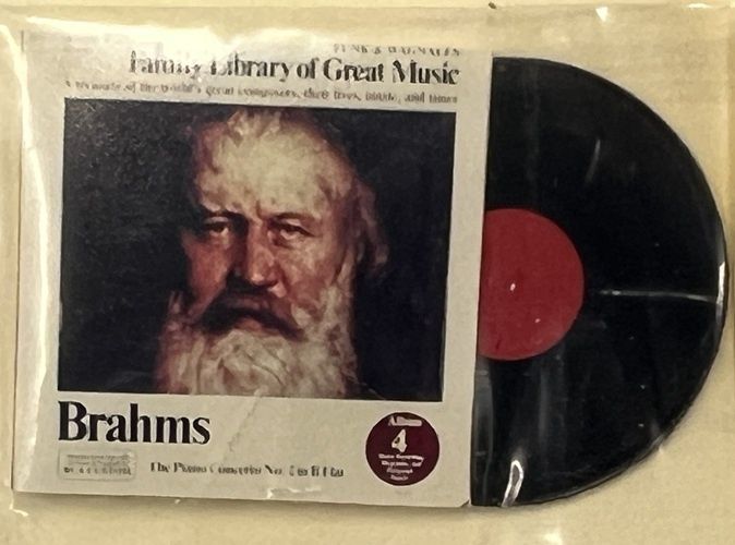 Brahms Record Album nc0321