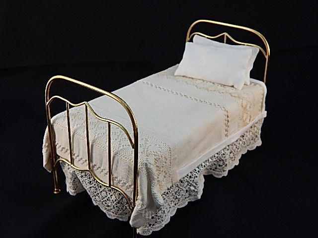 Brass Bed with Antique Fabric by Renee' Derra reneebed