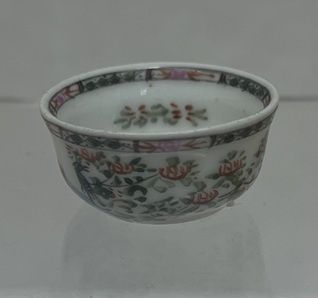 Beautiful Oriental Large Bowl by Bespaq cn460