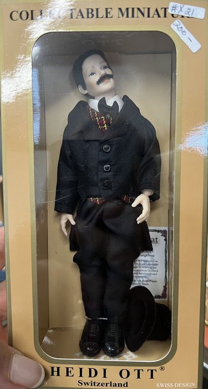 Black Haired Gentleman Doll X105