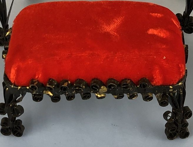 Black Metal Settee mc04819