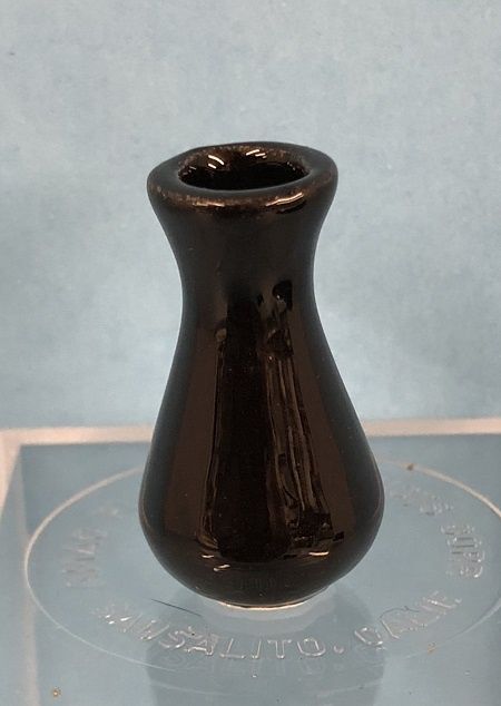 Black Glazed Jar 81618L