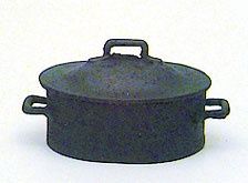 Black Pot w/Lid MUL908