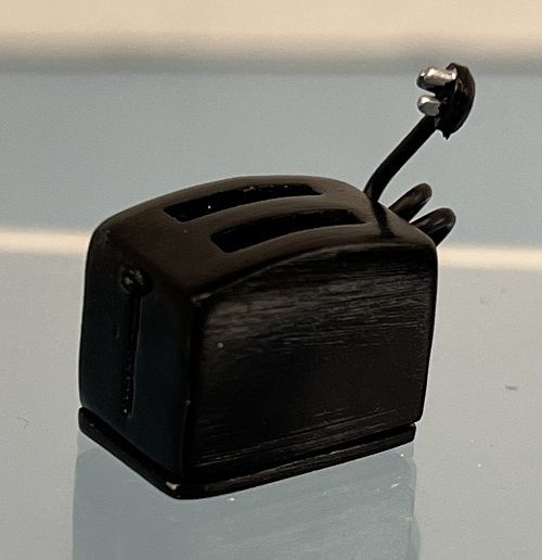 Black toaster with cord mn621