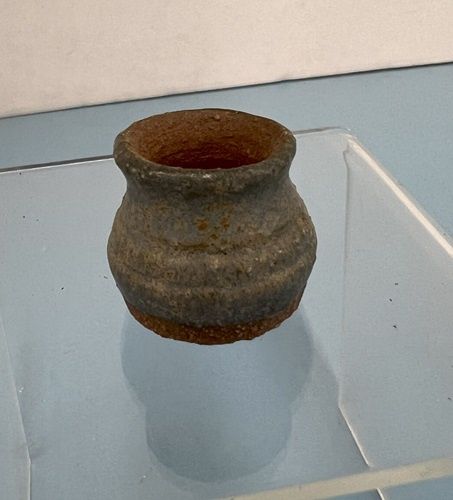 Blue and Brown Stoneware Pot mn504