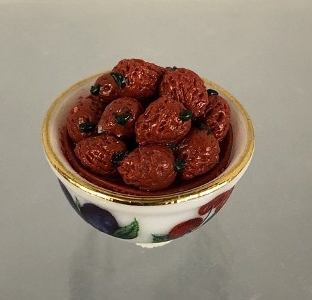 Bowl Of Strawberries mc03923