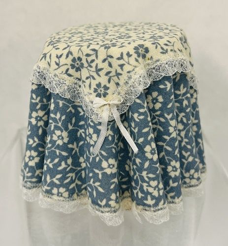 Blue and white cloth covered table with silk ribbon and lace trim mc1488x