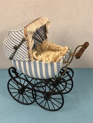 Blue and White Stripe Pram 3rra403a