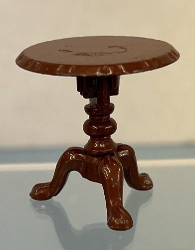 Brown Claw Foot Bistro Style Table MC18x
