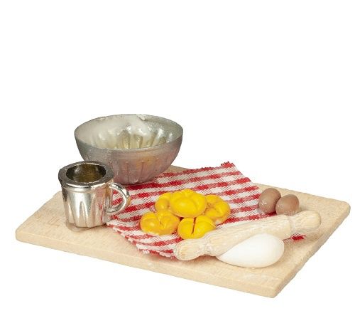 Breakfast Cooking Board with Eggs A9957a