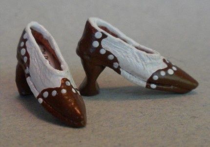 Brown and White Spectator Pumps dcs002
