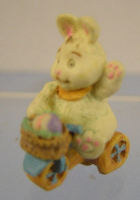 Bunny on a Tricycle ala543