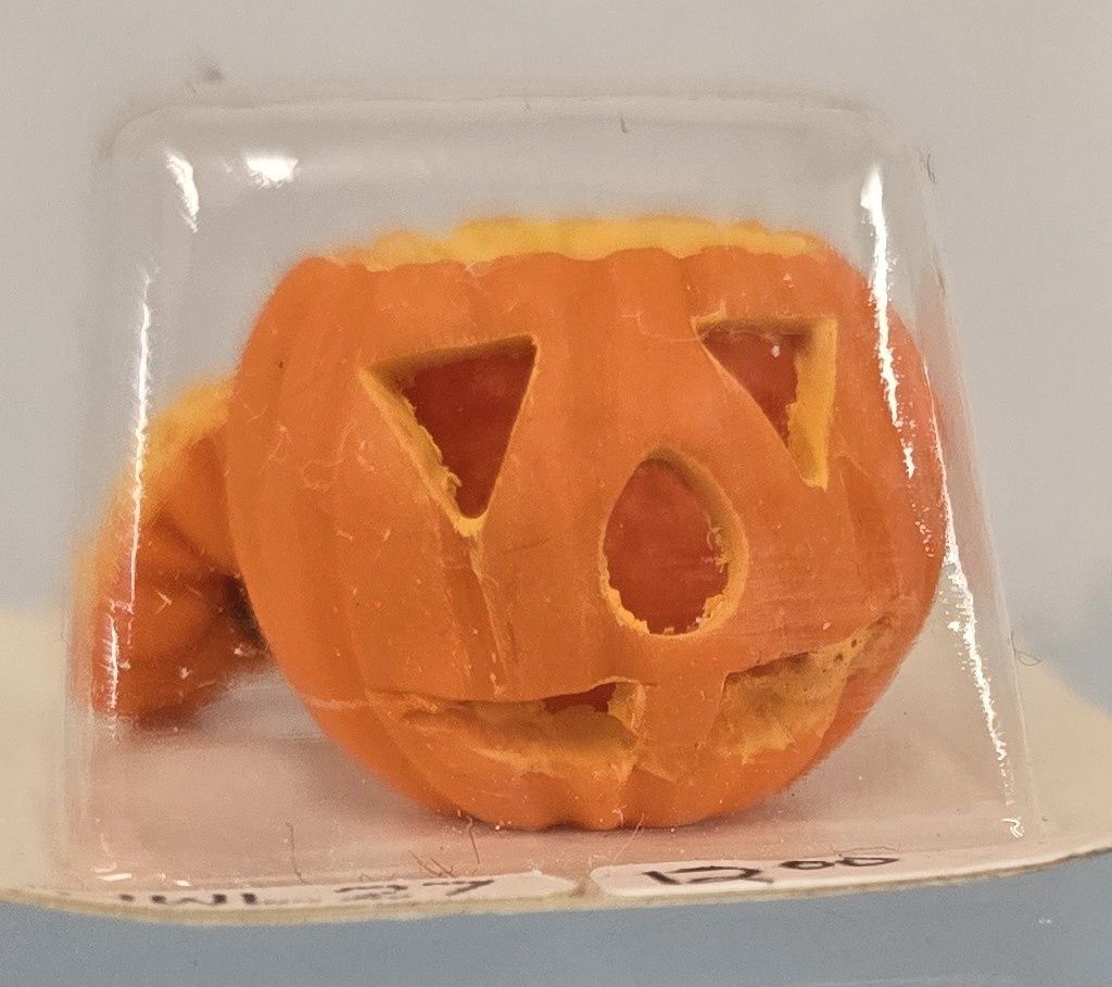 Carved Jack-O-Lantern HWL27