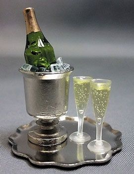 Champagne Bucket with Tray and Flutes hr60016