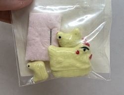 Chicken and Chicks Napkin Holder and S &amp; P cn480128
