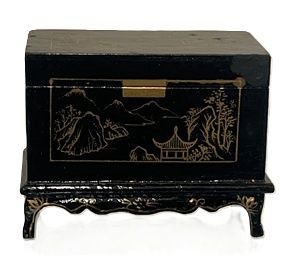 Chinese Black Trunk so1944