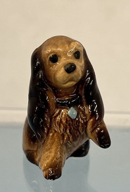 Ceramic Cocker Spaniel with Raised Paw mc107x