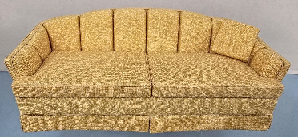 Charles Krug Sofa with 1 Pillow ala261