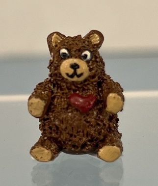 Brown Bear with Heart mc226x