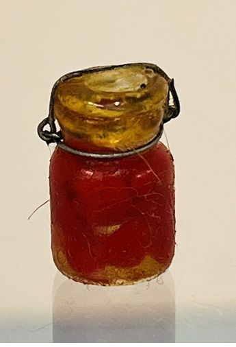 Canning Jar of Beets mc1525x