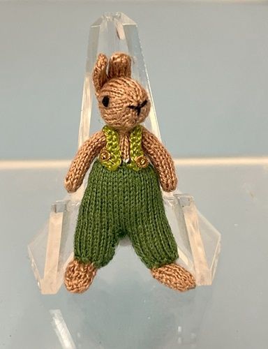 Bunny in Green Overalls mc031261