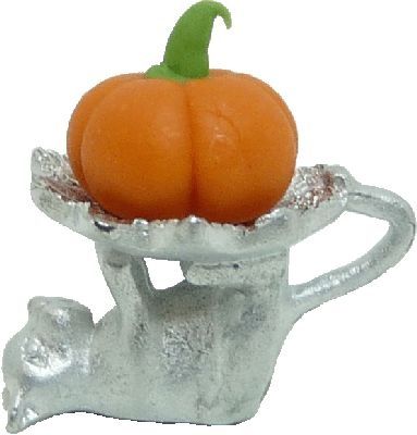 Cat Stand With Small Pumpkin bdh339