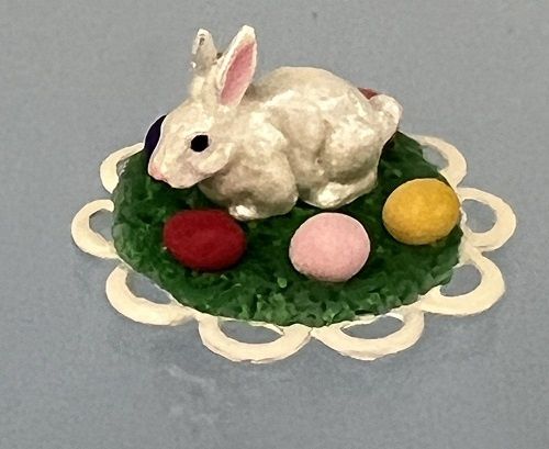Bunny Centerpiece with Eggs mc216x