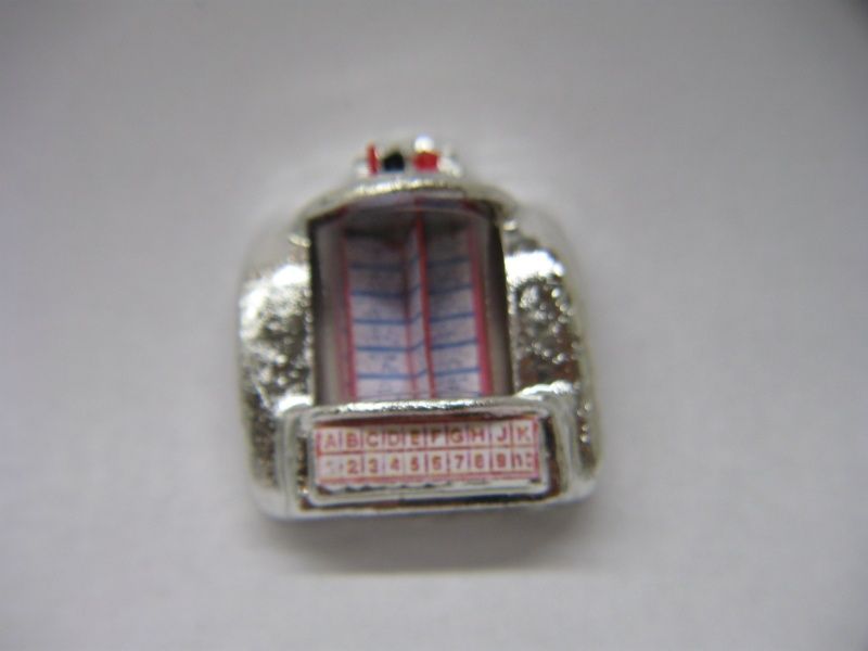 Chrome Juke Box, 1950 Style SFL86