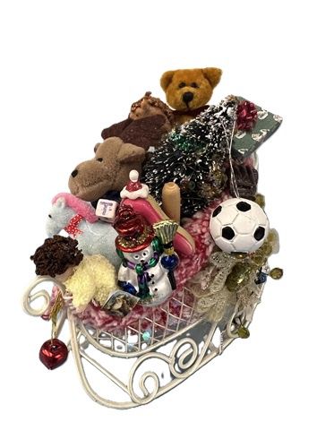 Christmas is Coming Sleigh mcrm0024
