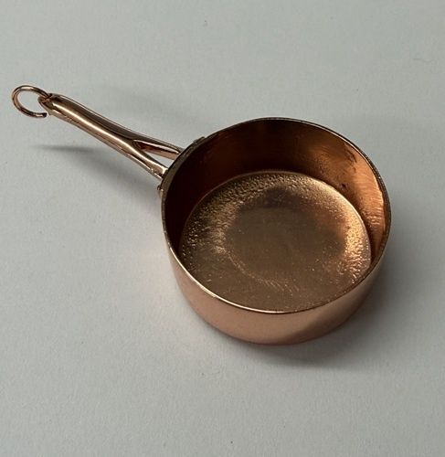 Large Copper Saucepot