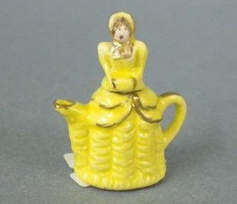 Crinoline Lady Teapot - Yellow VAC19