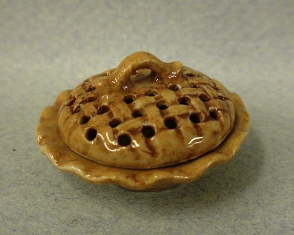 Covered Pie Dish BDB120