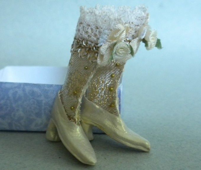 Cream Antique Boots with Pearl Buttons dcs4259