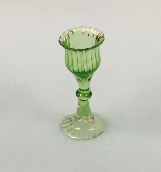 Crystal Green Wine Glass bdHB423
