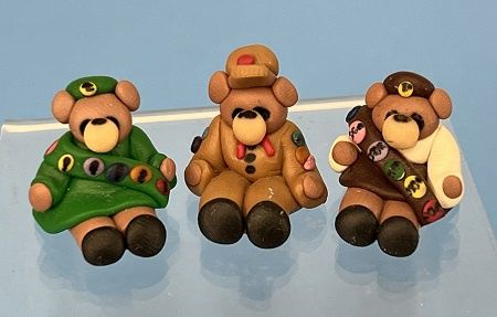 Cub Scout, Girl Scout, and Brownie Scout Bears ch22798
