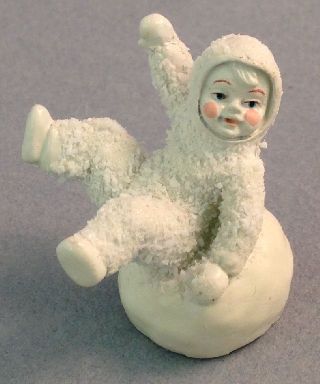 Department 56 Snowaby Playing on Snowball D5609