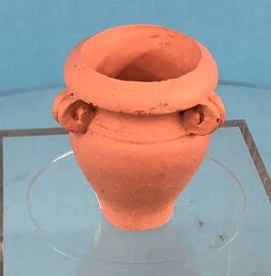 Clay Planter gg10217