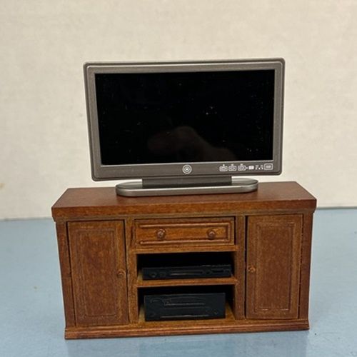 Console Table with Flat Screen TV mc030840